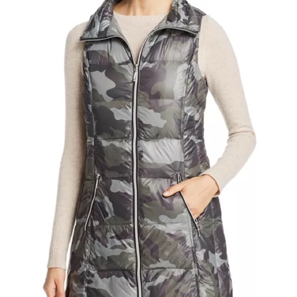 NWT ANORAK Camouflage Puffer Vest